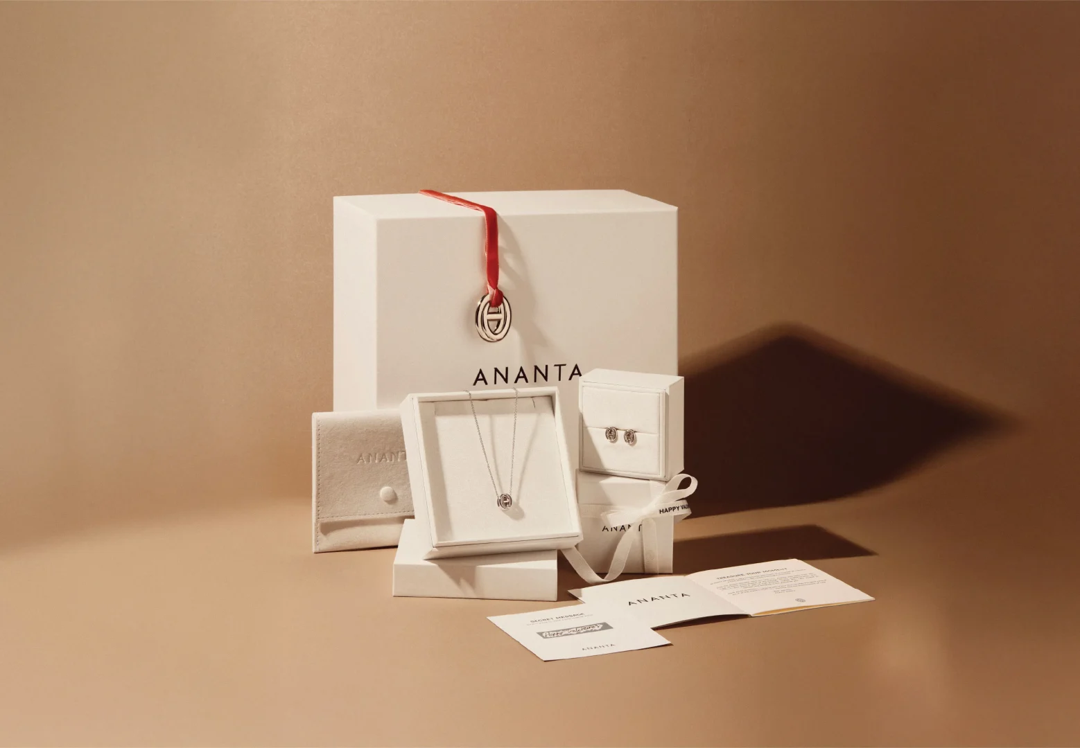 The Love Set | THB 17,000